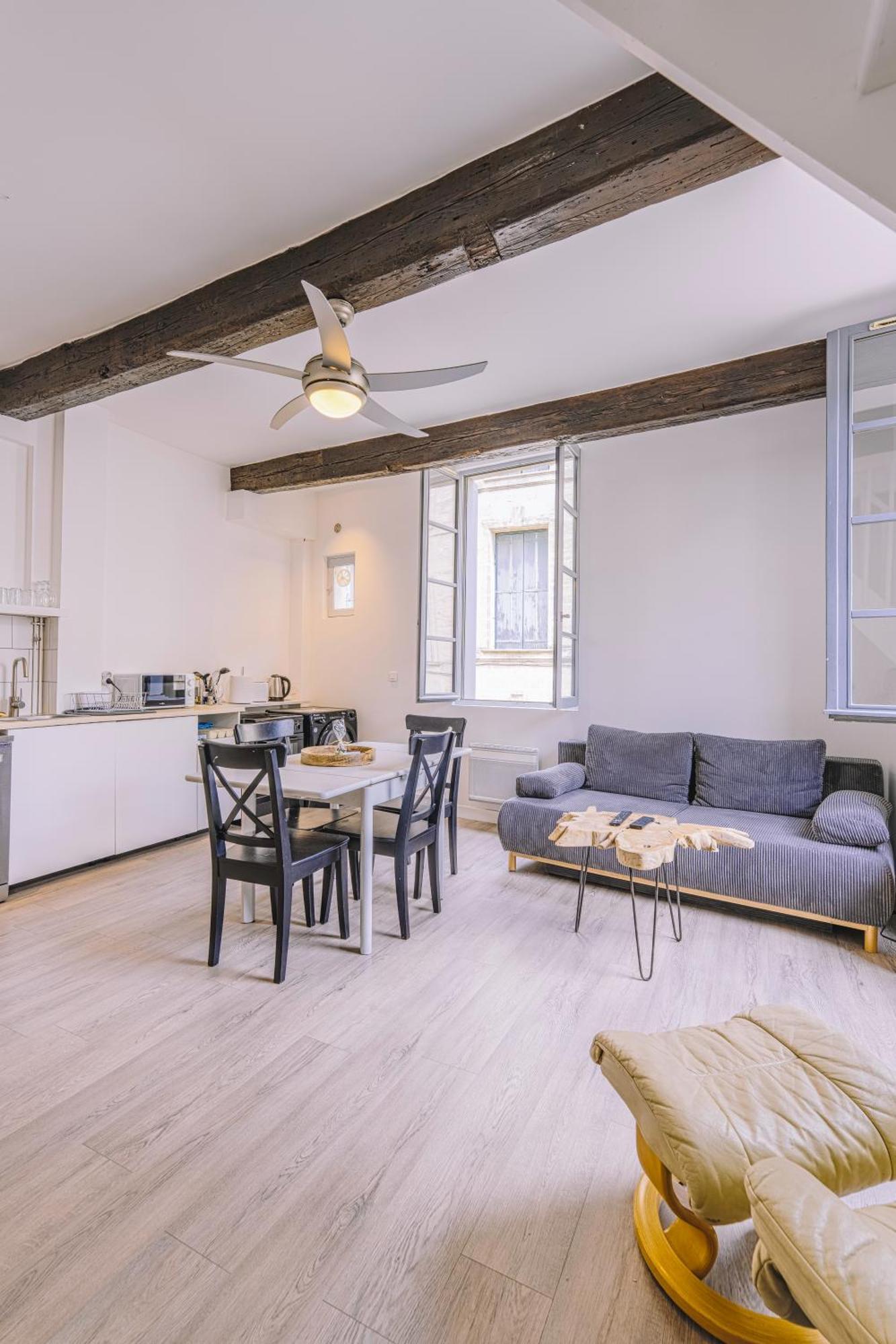 L'Echauguette D'Uzes Apartment Ngoại thất bức ảnh
