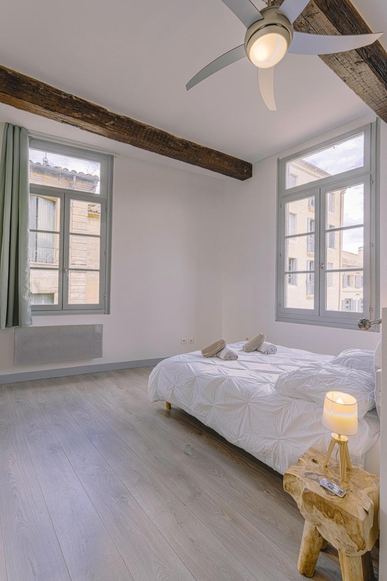 L'Echauguette D'Uzes Apartment Ngoại thất bức ảnh